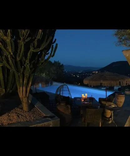 Paradisu Ajaccio 別荘 アピエット